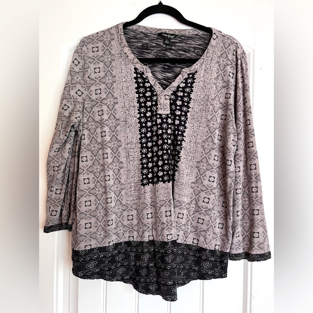 Lucky Brand 3/4 sleeve shirt, black & Tan, size Large